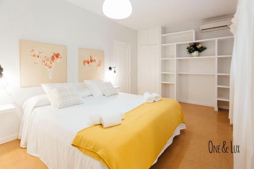 O&L Aire - Spacious And Bright Apartment In The Heart Of Siviglia Esterno foto