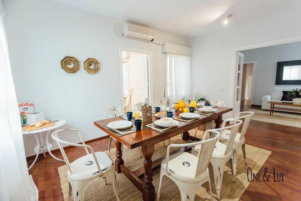 O&L Aire - Spacious And Bright Apartment In The Heart Of Siviglia Esterno foto