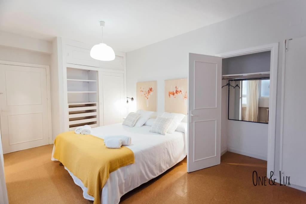 O&L Aire - Spacious And Bright Apartment In The Heart Of Siviglia Esterno foto