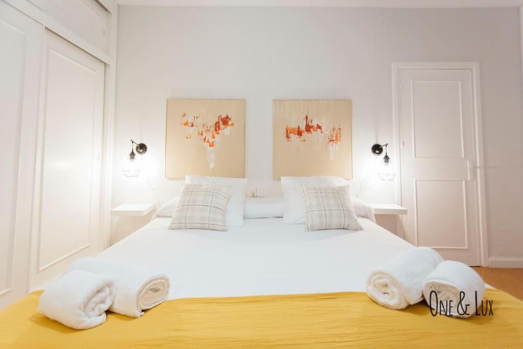 O&L Aire - Spacious And Bright Apartment In The Heart Of Siviglia Esterno foto