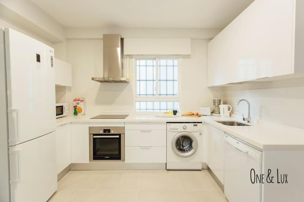 O&L Aire - Spacious And Bright Apartment In The Heart Of Siviglia Esterno foto
