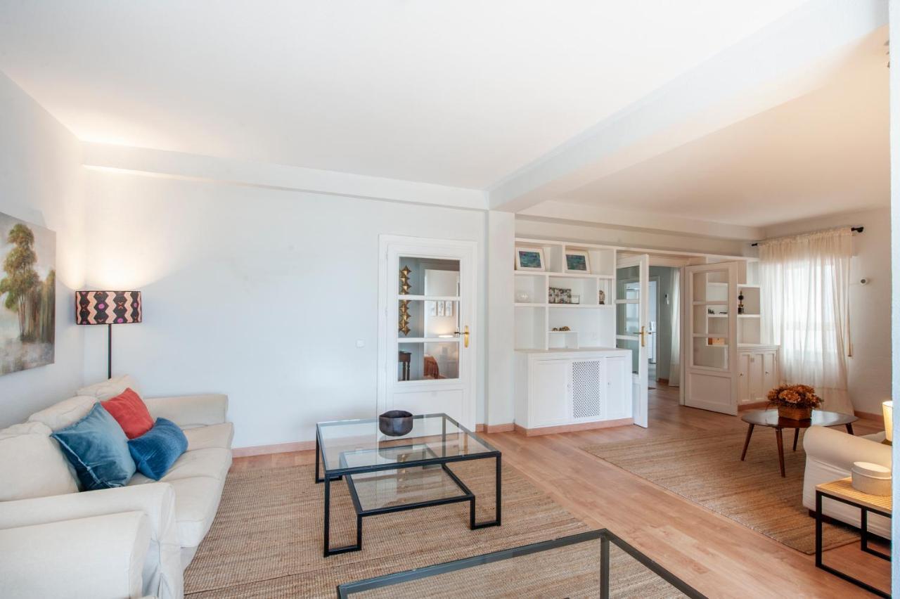 O&L Aire - Spacious And Bright Apartment In The Heart Of Siviglia Esterno foto